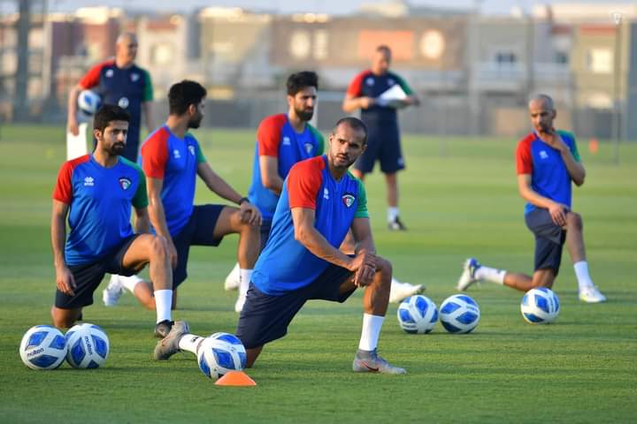 الأزرق الكويتي يهزم سنغافورة وديا