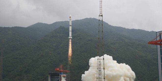 الصين تطلق بنجاح تسعة أقمار صناعية جديدة