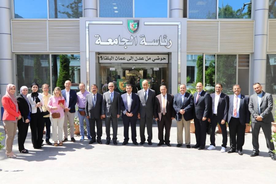 بدء فعاليات الورشة العلمية ومختبر الماجستير للمساحة والجيوماتيكس في البلقاء التطبيقية