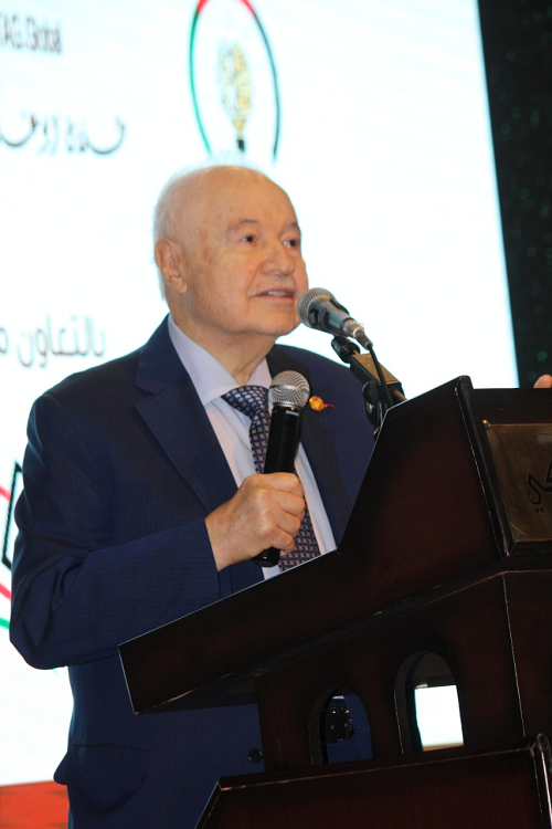 مدارس المدار الدولية تحتفل بتخريج الأوائل من الأولمبياد العلمي برعاية د. طلال أبو غزالة...صور