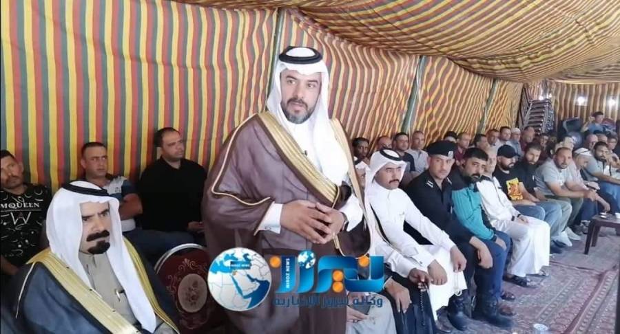 الشيخ عمر الحنيطي يقود جاهة صلح عشائري بين عشيرتي فليفل ويالو في ديوان فليفل في ماركا ...صور وفيديو