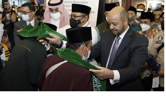 السعودية تستقبل أوائل الحجاج من الخارج منذ 2019