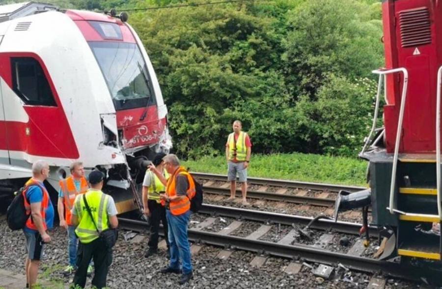 عشرات الجرحى في حادث قطار في سلوفاكيا...