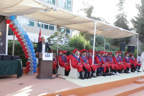 المدرسة الأردنية الفندقية تحتفل بتخريج الفوج السابع عشر