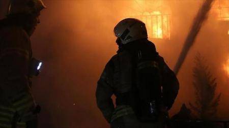 مصرع 15 شخصا بحريق مستودع في بنغلاديش