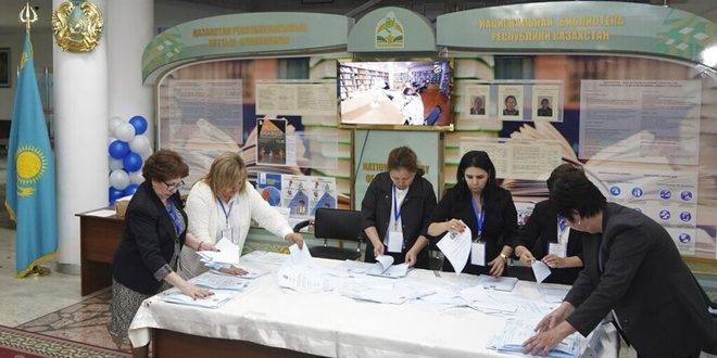 كازاخستان: أكثر من 77  من الناخبين أيدوا التعديلات الدستورية