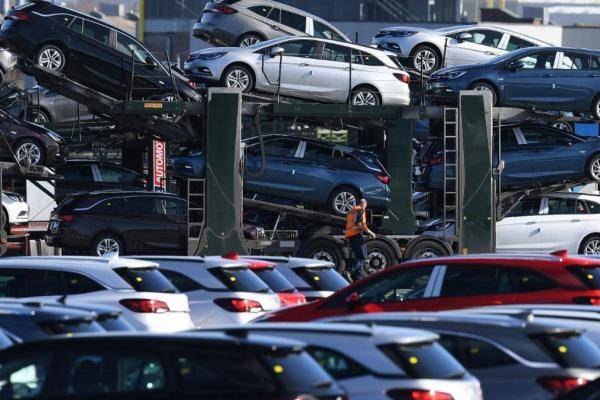 بريطانيا: قطاع السيارات يسجل ثاني أسوأ مبيعات لشهر منذ 3 عقود