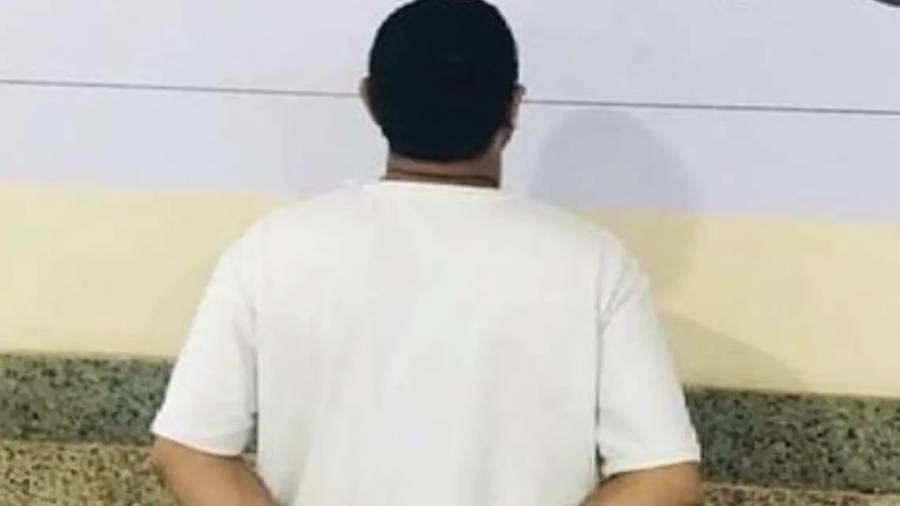 السعودية .. يطلق الرصاص على سيارة معلم فيموت حرقاً بداخلها