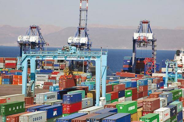 ميناء الحاويات: 15 آلية رفع جديدة بتكلفة 1,5 مليون دينار