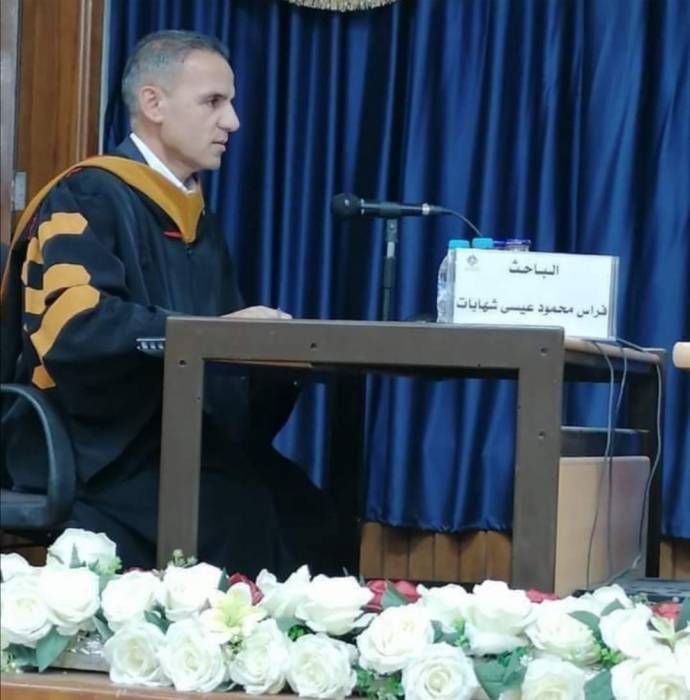 ابو دلو يُهنئ فراس شهابات بحصوله على درجة الماجستير