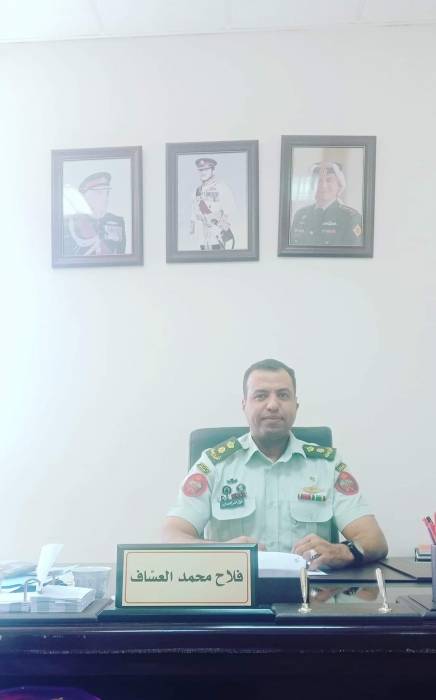 ابو دلو  يُهنئ المقدم  فلاح العساف بالترفيع