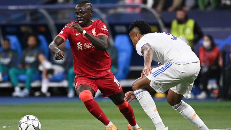 تصرف بايرن ميونيخ مع ماني يثير الغضب في ليفربول