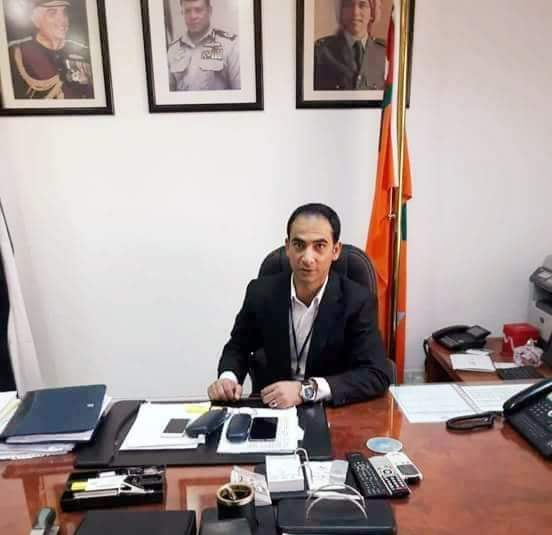 ابودلو يُهنئ النقيب يزن الزينات بالترفيع