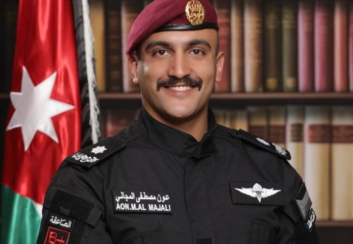تهنئه لعون المجالي بمناسبه تخرجه