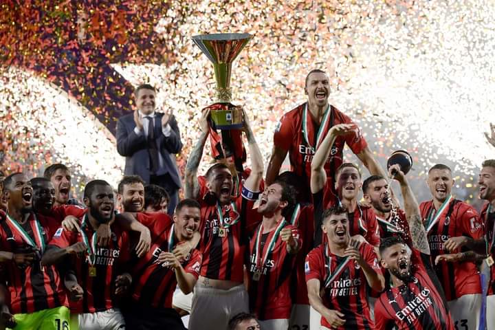 رابطة الدوري الإيطالي تبحث إقامة مباراة فاصلة لتحديد البطل والهابطين
