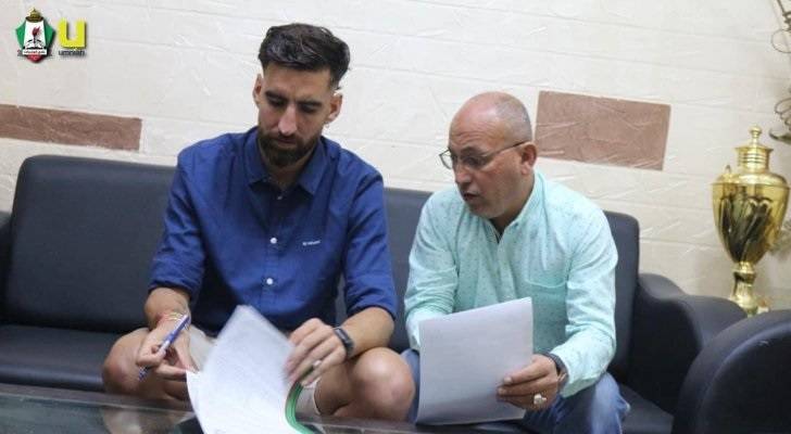 الوحدات ينهي عقد محترفه الأرجنتيني كاسترو