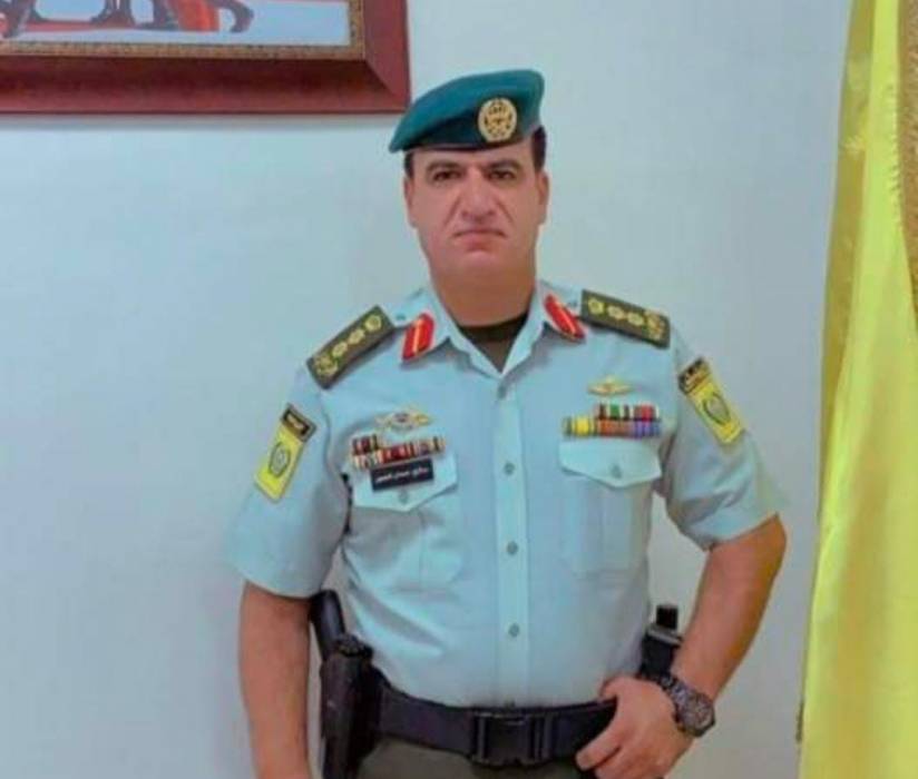 الفريق الطيب يهنئ العقيد  الركن صالح متروك الجبور بالترفيع