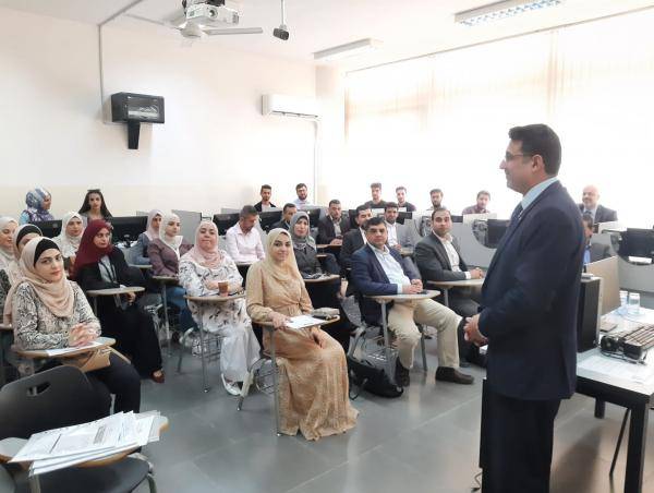 كلية العلوم الحاسوبية بجامعة عمان العربية تنظم يوم خريجي الكلية الأول