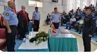 تسليم الشهادات لخريجي كلية العلوم الشرطية في جامعة مؤتة