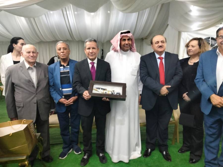 الشيخ ايمن البداوي يقيم حفلًا ضخمًا  بمناسبة تخرج نجله الملازم  عون ... صور وفيديو