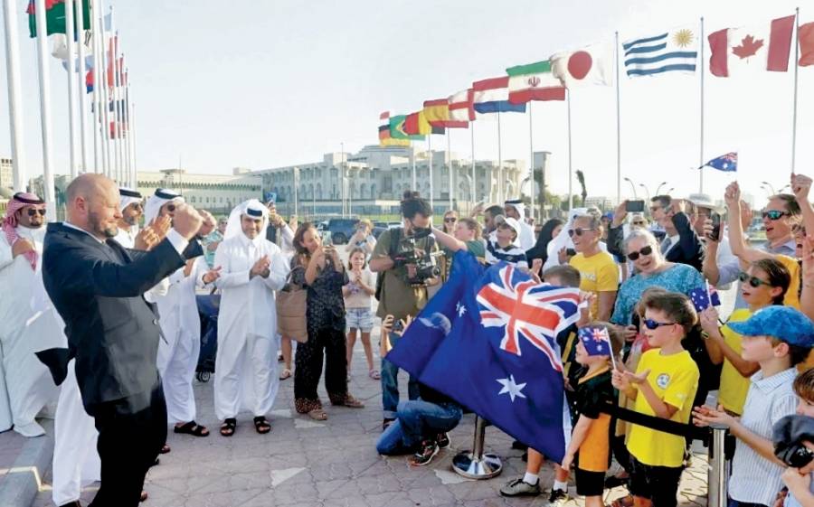قطر: رفع أعلام آخر ثلاث دول متأهلة لكأس العالم 2022