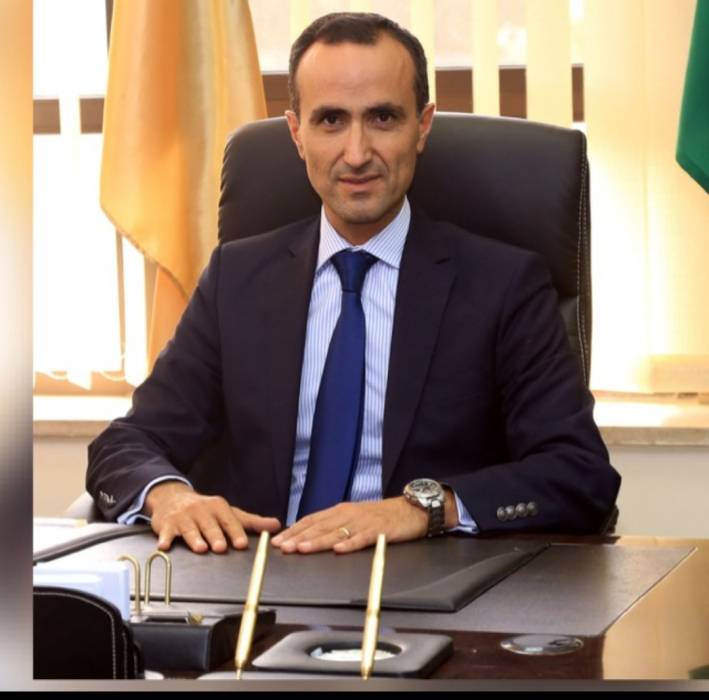 الصحفي ليث الفراية يهنئ الدكتور زيد البقاعين