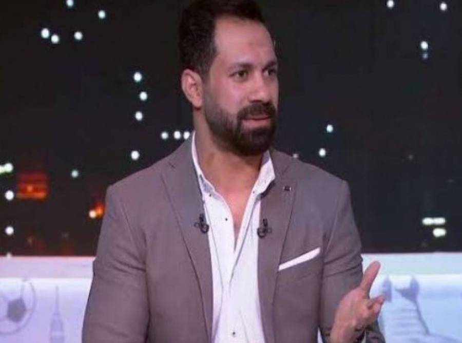 بسبب واقعة قميص الأهلي.. حسني عبد ربه يعتذر لطفل