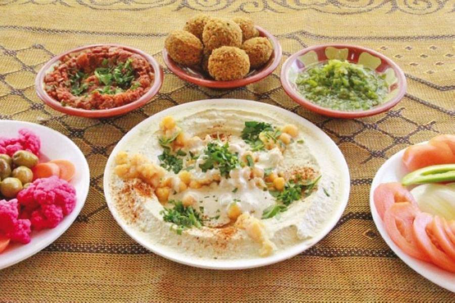 مصدر: المطاعم تبالغ بارتفاع الكلف للحفاظ على هوامش الربح