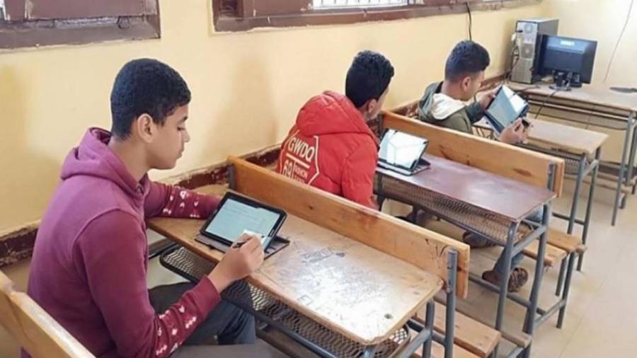 مصر ..طلاب الثانوية العامة يؤدون امتحانات المواد غير المضافة غدًا