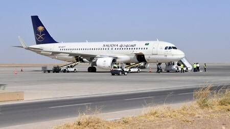 انزلاق طائرة سعودية عن مسارها بعد هبوطها في مانيلا