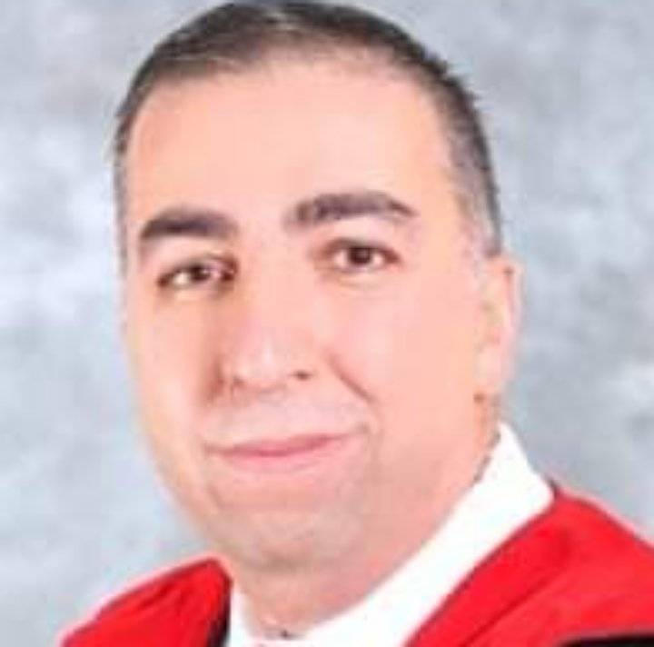 الدكتور أحمد السلايمة يحصل على جائزة خليل السالم لأحسن بحث علمي في مجال الطاقة المتجددة للعام 2021