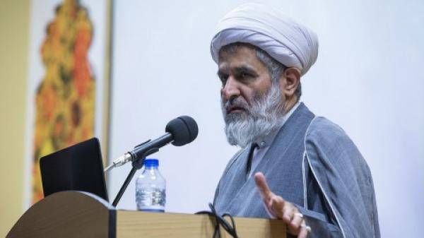 بعد موجة اغتيالات .. إقالة رئيس مخابرات الحرس الثوري