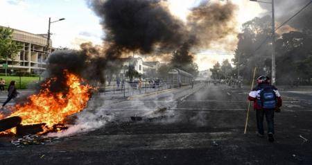 الإكوادور تخفض أسعار المحروقات بعد احتجاجات كبيرة