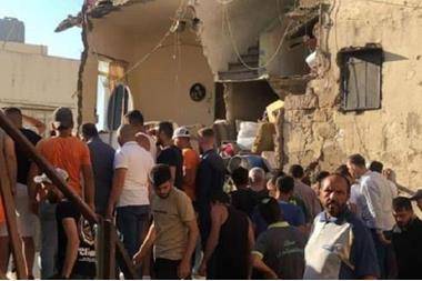 وفاة طفلة إثر انهيار مبنى من 5 طوابق في لبنان