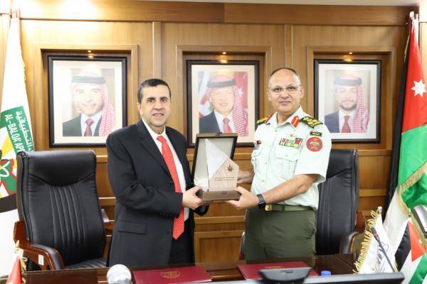 تفاهم بين البلقاء التطبيقية والمركز الاردني للتصميم والتطوير