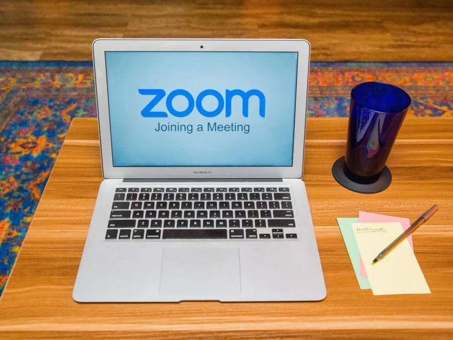 «زووم» تطلق حزمة خدمات جديدة