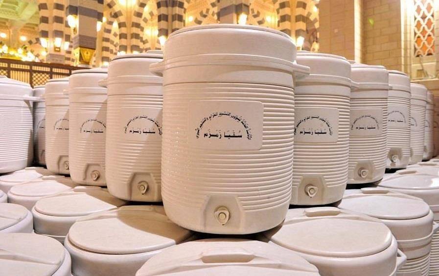 رئاسة شؤون الحرمين تجهز 25 ألف حافظة لماء زمزم