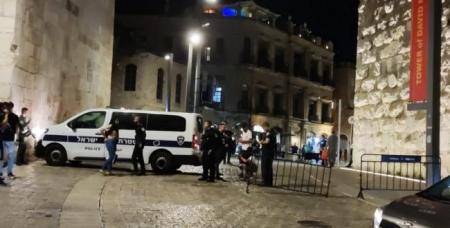 الاحتلال يقتحم الأقصى ويدعي مطاردة شاب حاول تنفيذ عملية