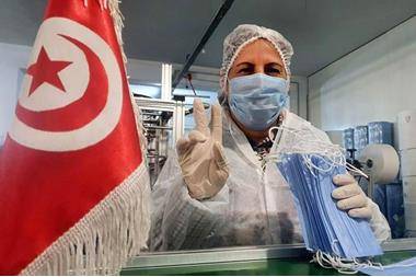 تونس : الإصابات بفيروس كورونا تعاود الارتفاع ونسبة الحالات الإيجابية تتجاوز 34