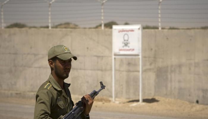 مقتل جندي إيراني خلال اشتباكات حدودية مع طالبان