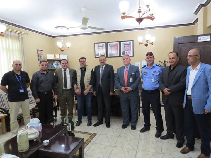 مدير التربية والتعليم يلتقي بأعضاء المجلس المحلي الأمني، والشرطة المجتمعية.