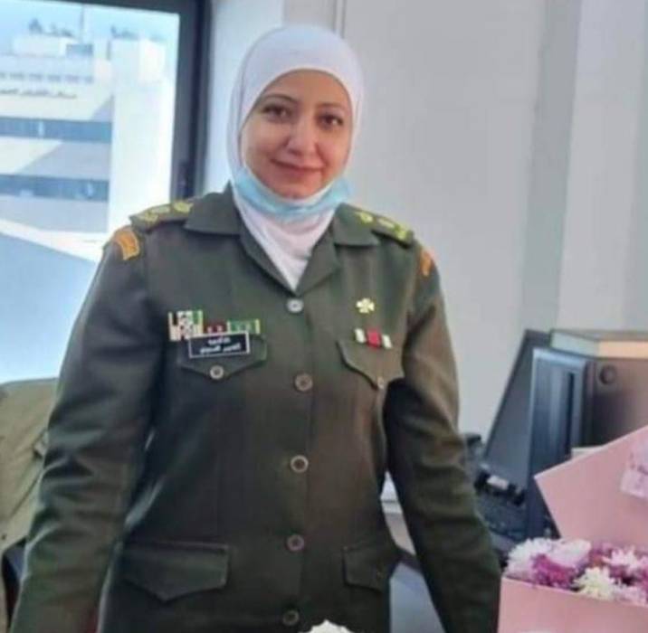 الجبور تهنئ الدكتورة أغادير الحديدي لحصولها على البورد البريطاني
