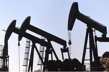 ارتفاع النفط أكثر من 2 بسبب مخاوف من انقطاع الإمدادات