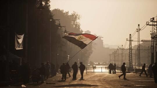 مصر.. اندلاع حريق ضخم في مصنع