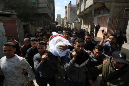 ارتقاء 77 شهيدا فلسطينيا حتى منتصف العام