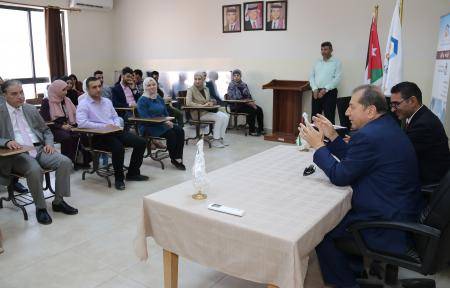 كلية الهندسة في عمان العربية تكرم الطلبة الأوائل