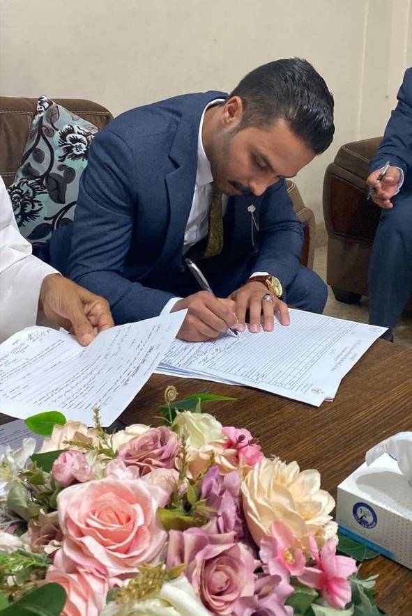 البطوش يهنئ الملازم ابراهيم الدعجة بالخطوبة