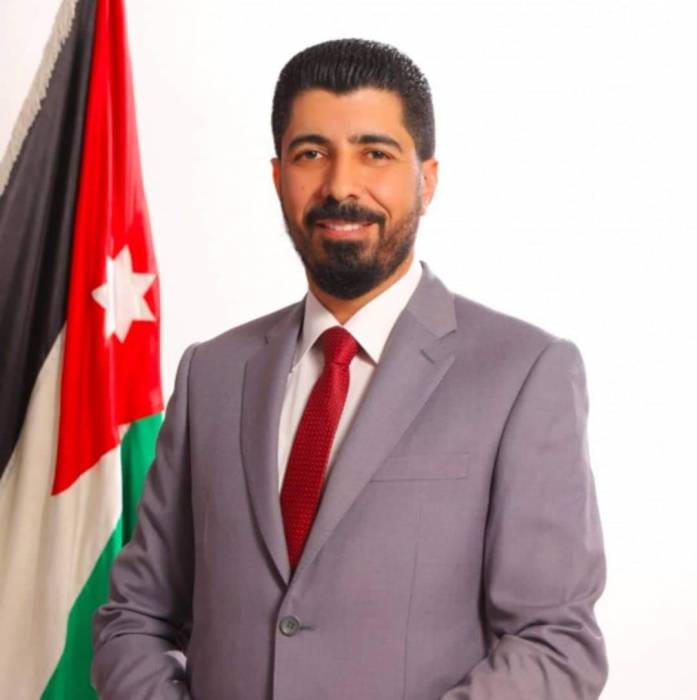 النائب احمد عشا يكتب ... خدمة الوطن لا تحتاج للطبل والزمر لنقتدي بالهاشميين .
