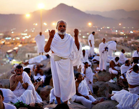 جريمة حدثت قبل 100 عام.. كيف عوقب رجال سرقوا ثياب الحجاج؟