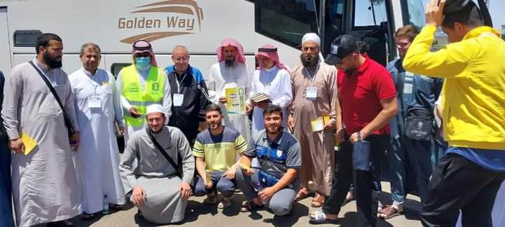 بعثة جامعة آل البيت تبدأ أداء شعائر الحج